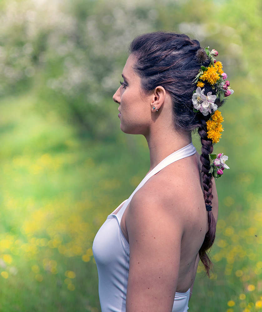 Sonsoles Profil - der Haarschmuck ist ein Spiegel der Natur...