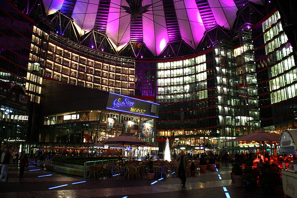 Sony-Center 1