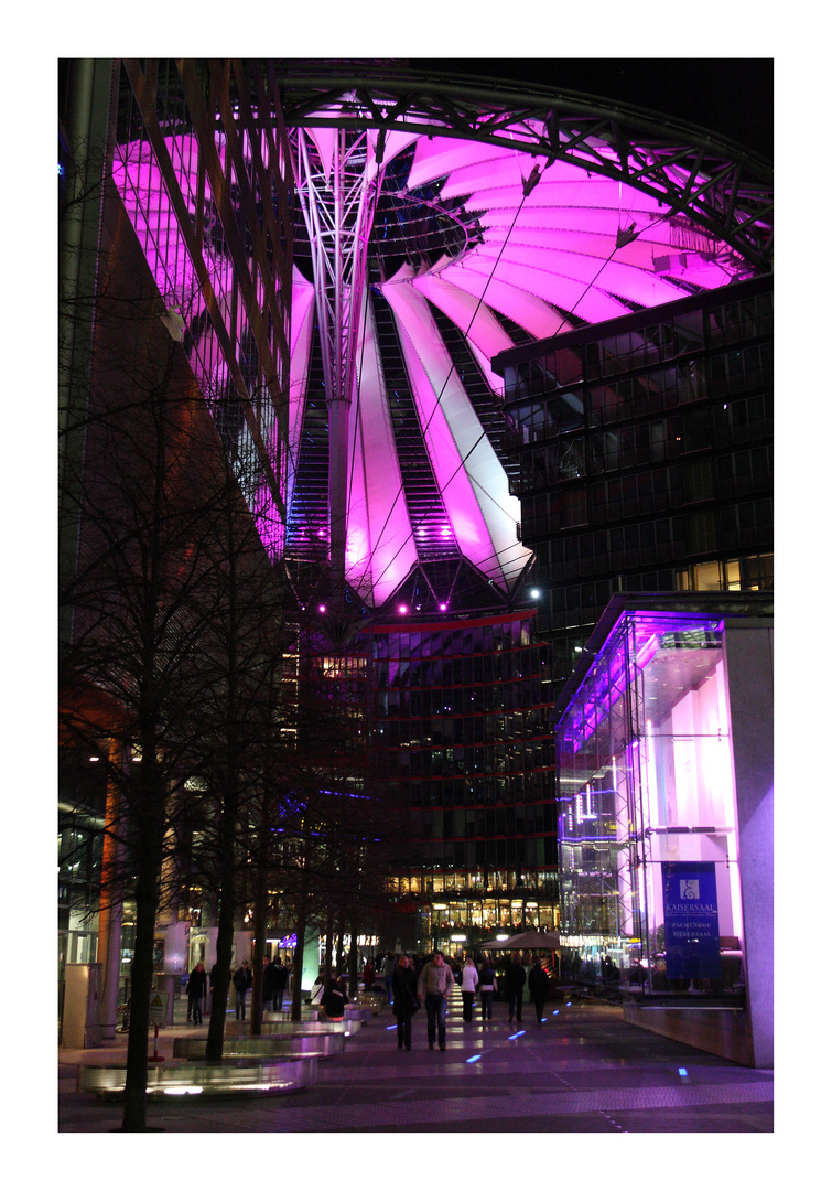 Sony Center 3