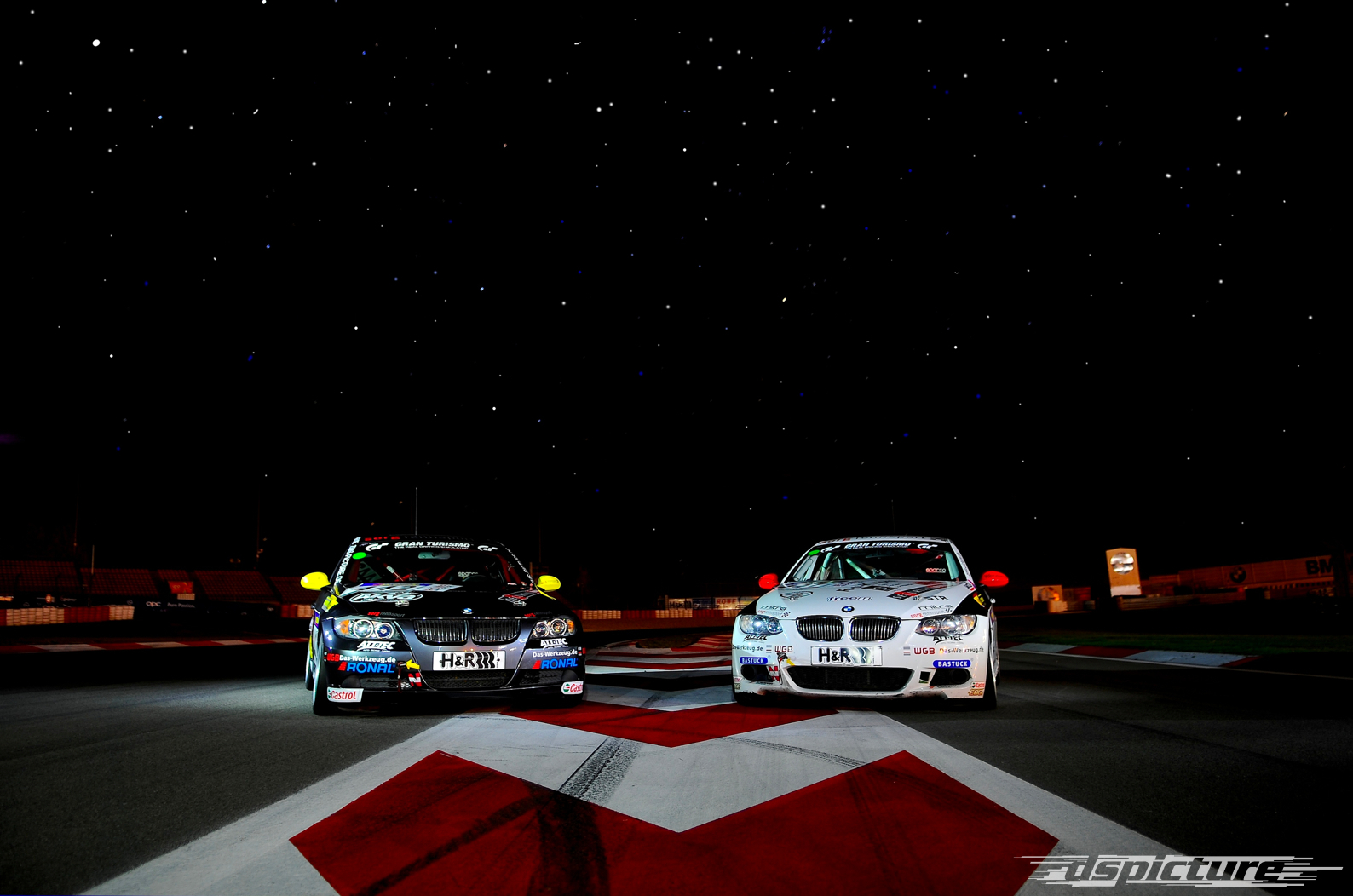 Sorg Rennsport @ Night