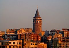 SORGE IL SOLE A ISTANBUL