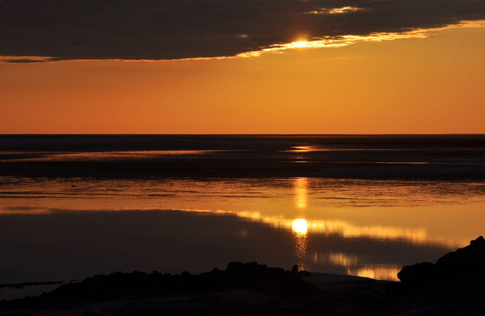 Sorge il sole sullo Chott-El-Djerid