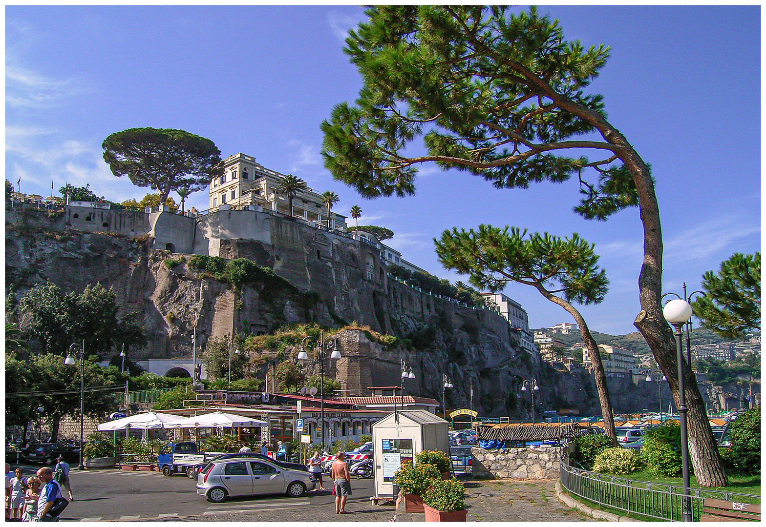 Sorrento 6