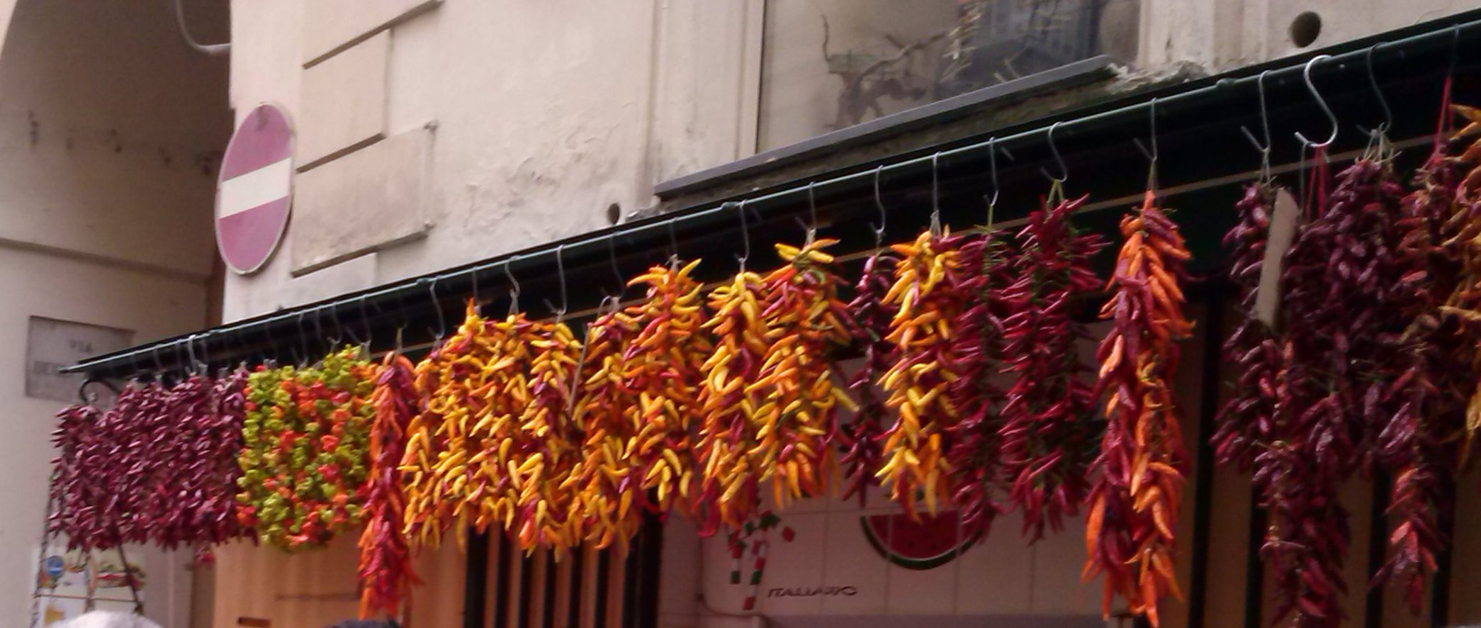 Sorrento: via San Cesareo, festa del peperoncino!!!