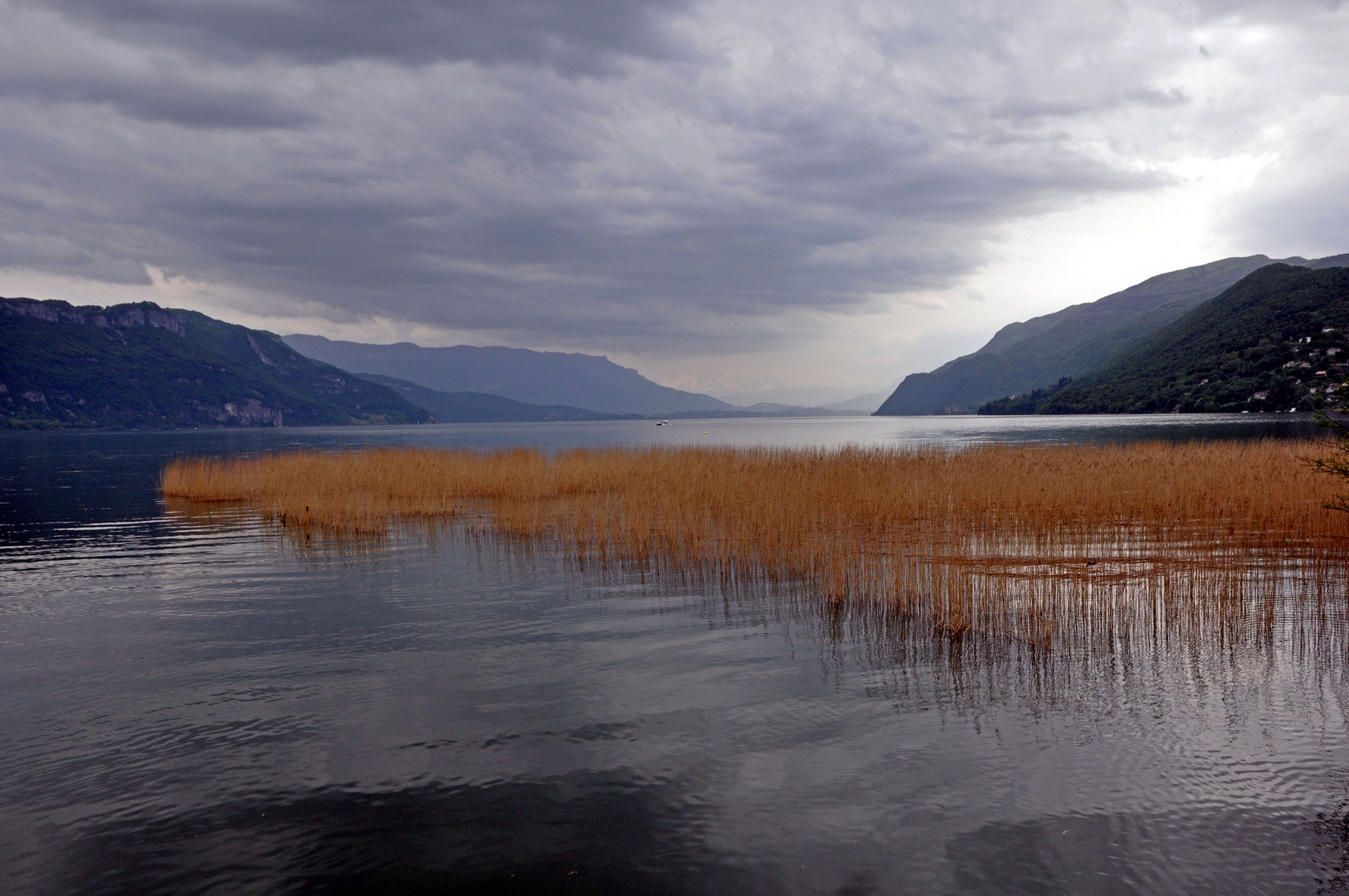 sortie du canal de chanaz vers le lac du bourget !