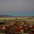 Sossusvlei lodge im Mondlicht