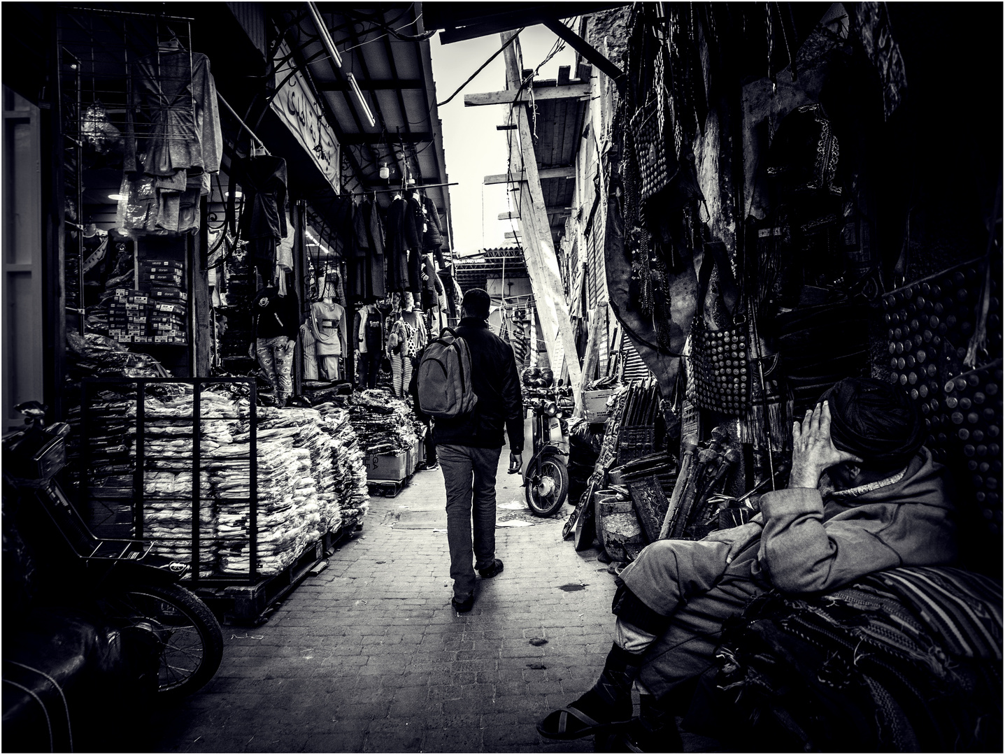 Souk, 23