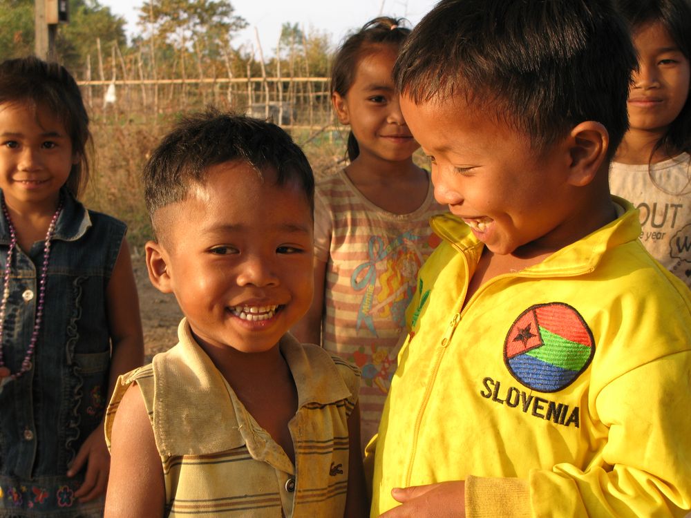 sourire d'enfants village Houe Thamo Laos