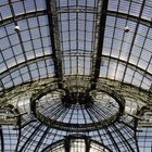 sous la verrière du Grand Palais