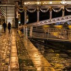 Sous le pont Alexandre III 