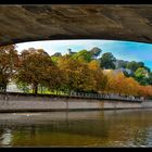 Sous le toit du pont de France