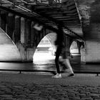 SOUS LES PONTS...