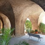 Soutènement de la terrasse des jardins, de l'Abbaye St André .