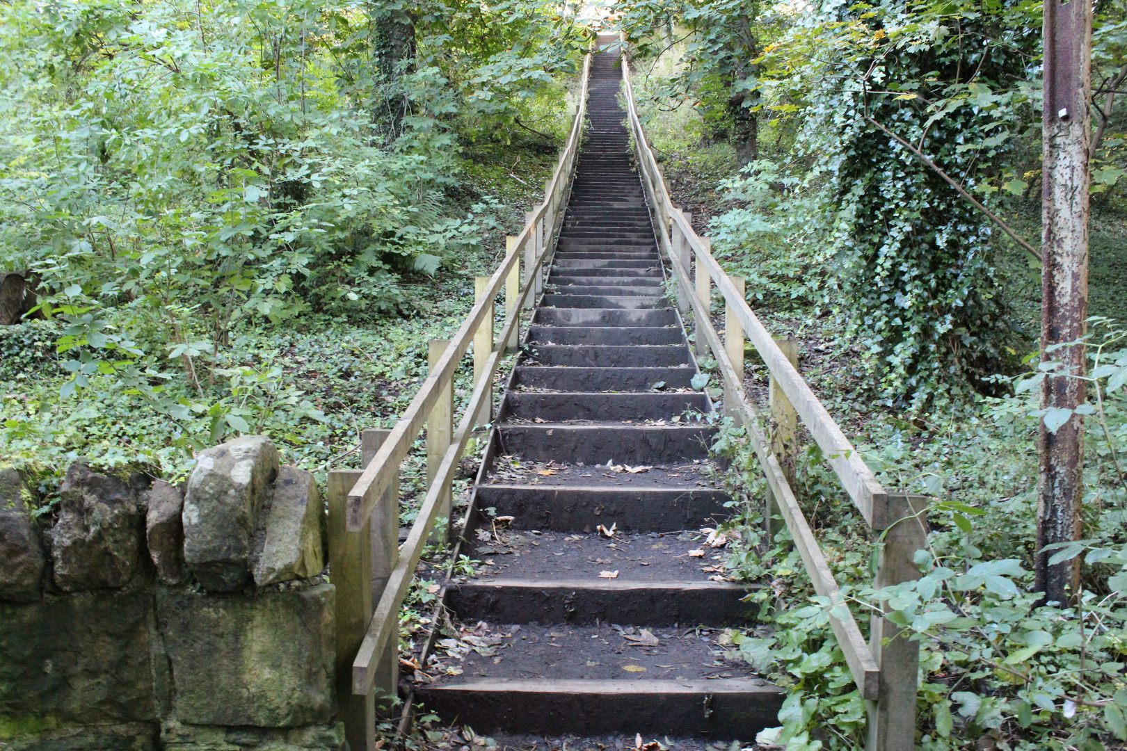 South Queensferry, way to Railwaystation