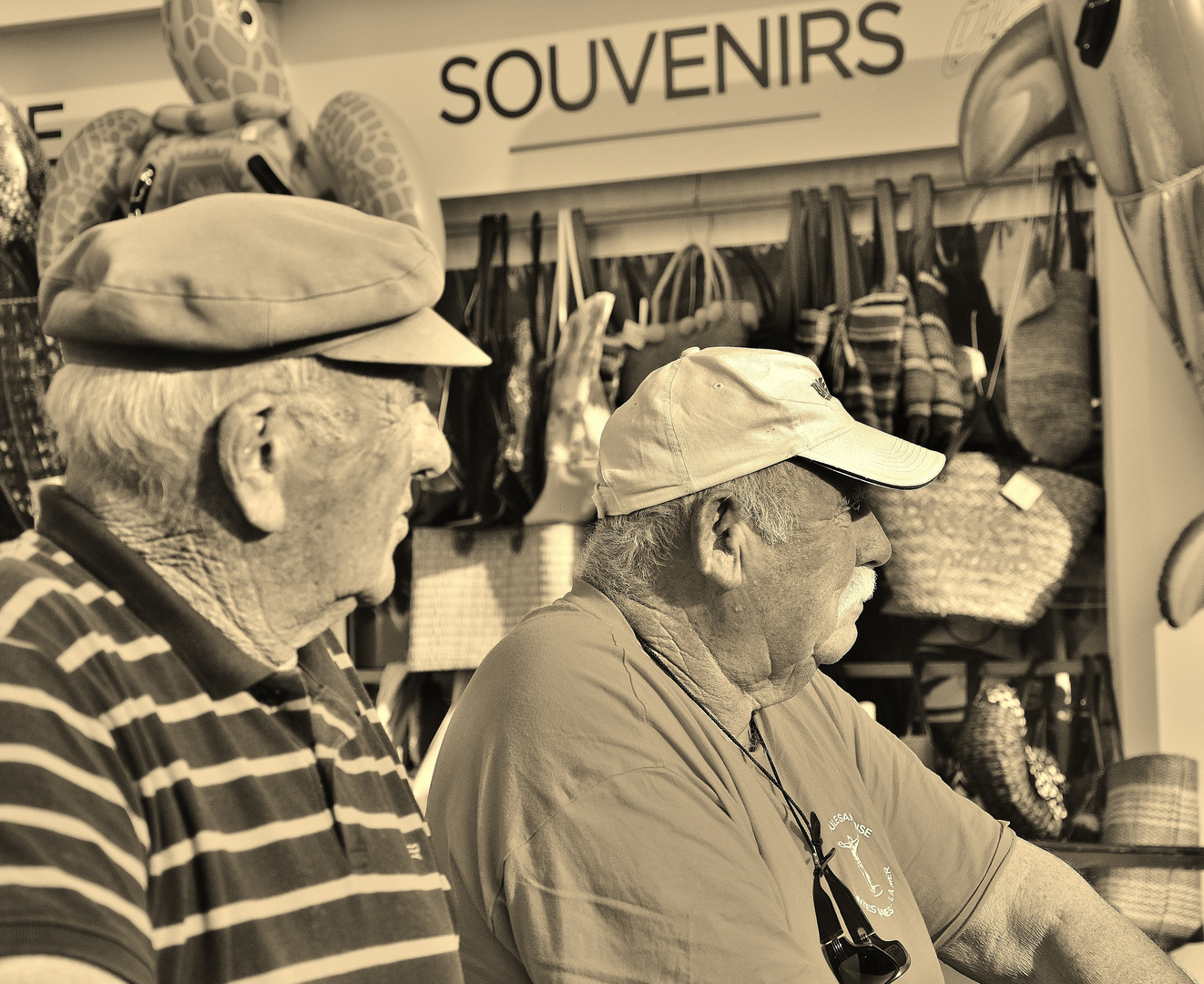 Souvenirs... photo et image portraits, portraits au masculin, gens et lieux Images