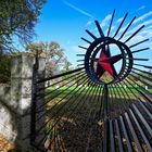 Sowjetischer Friedhof im Schlosspark Belvedere 07