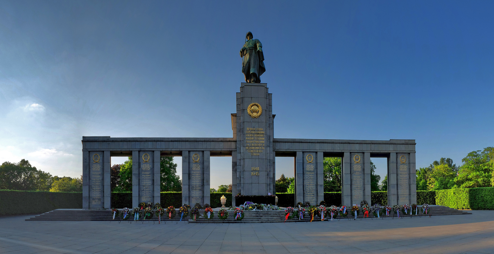 Sowjetisches Ehrenmal Berlin am 71 Jahrestag des Kriegsendes 