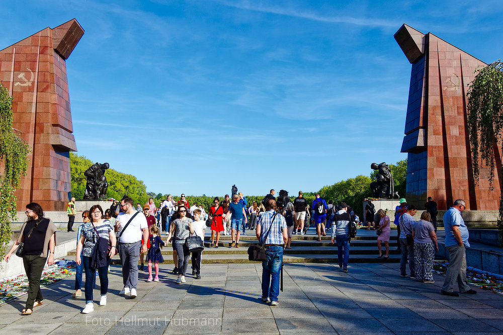 SOWJETISCHES EHRENMAL BERLIN-TREPTOW #1