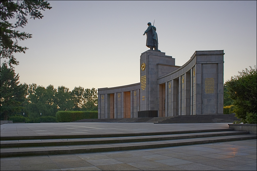 Sowjetisches Ehrenmal