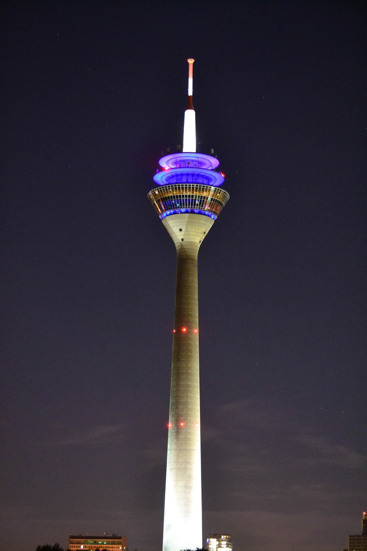 Space Needle Düsseldorf die zweite