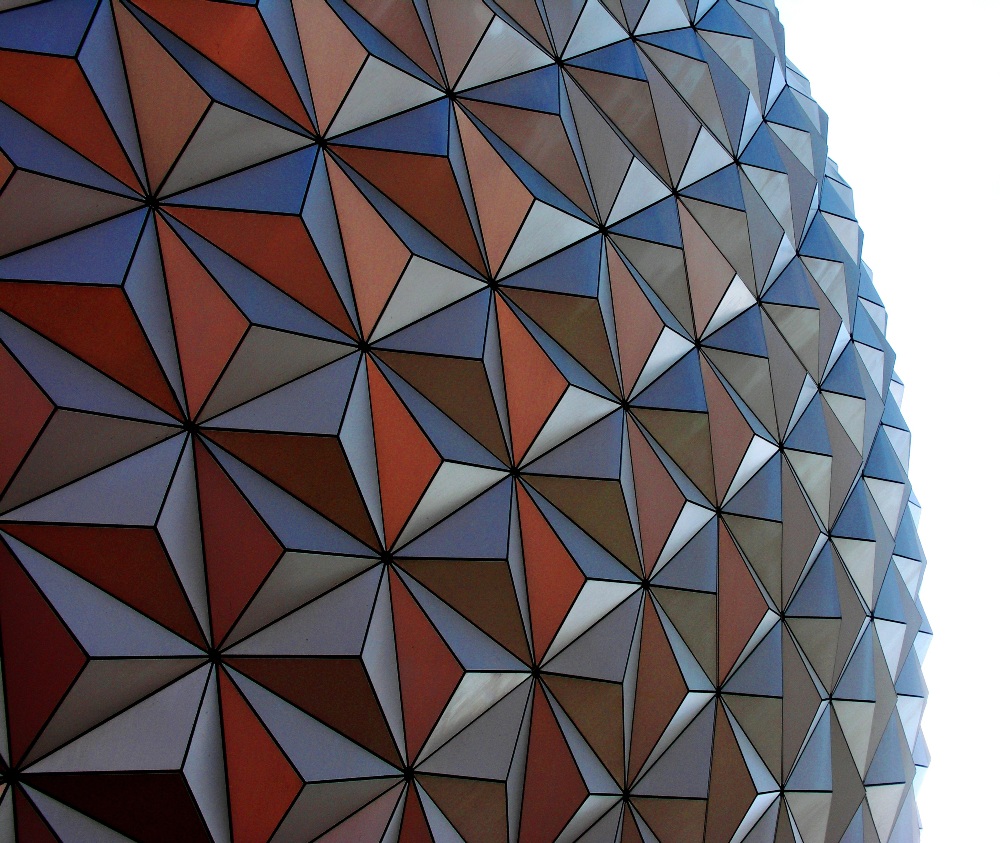 Spaceship Earth at Epcot Orlando von Greta Sternagel 