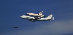 Spaceshuttle over San Francisco