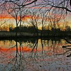 Spaet Herbst Sonnenuntergang am Elkhorn Creek Kentucky