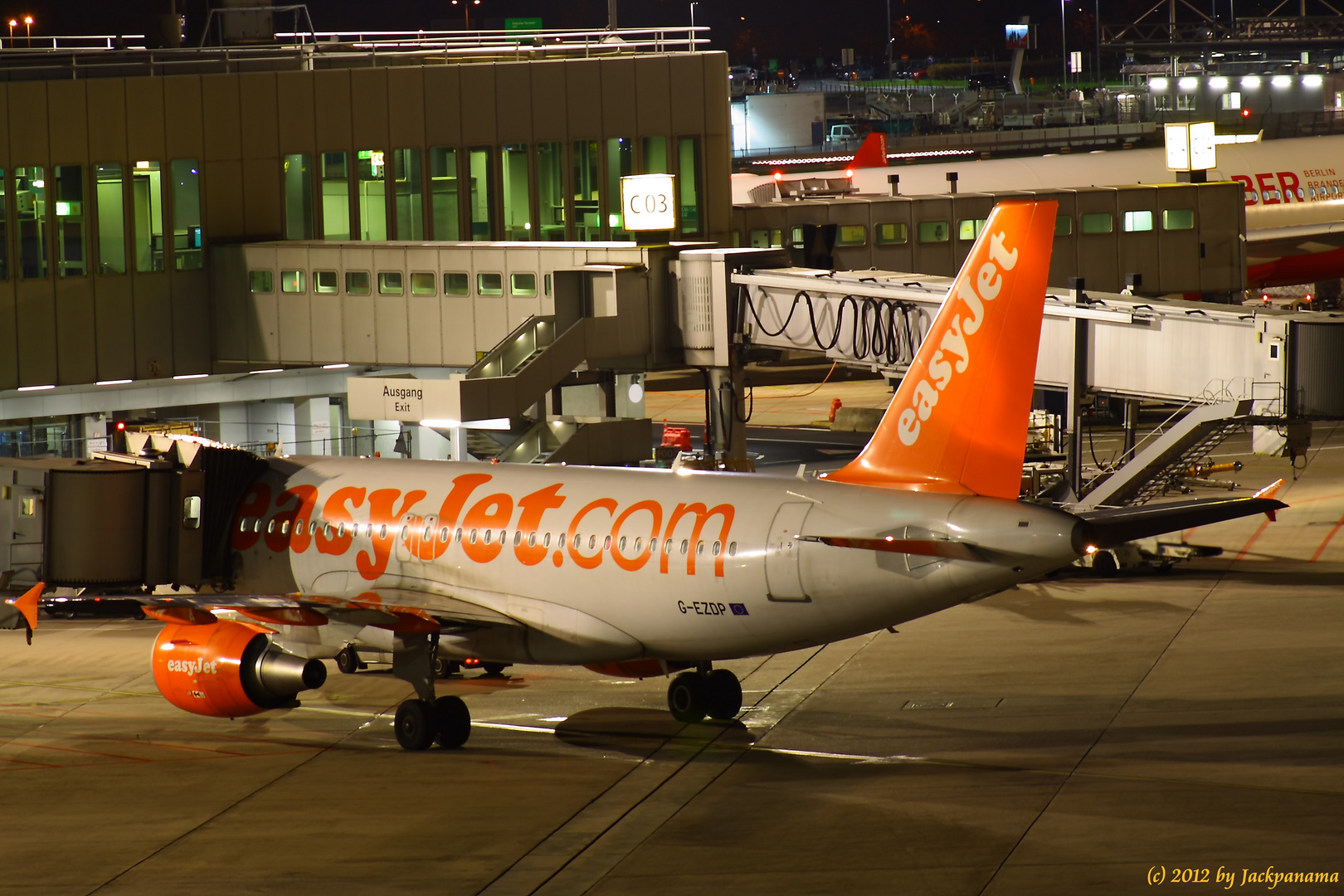 Spätabends auf dem Flughafen in Düsseldorf