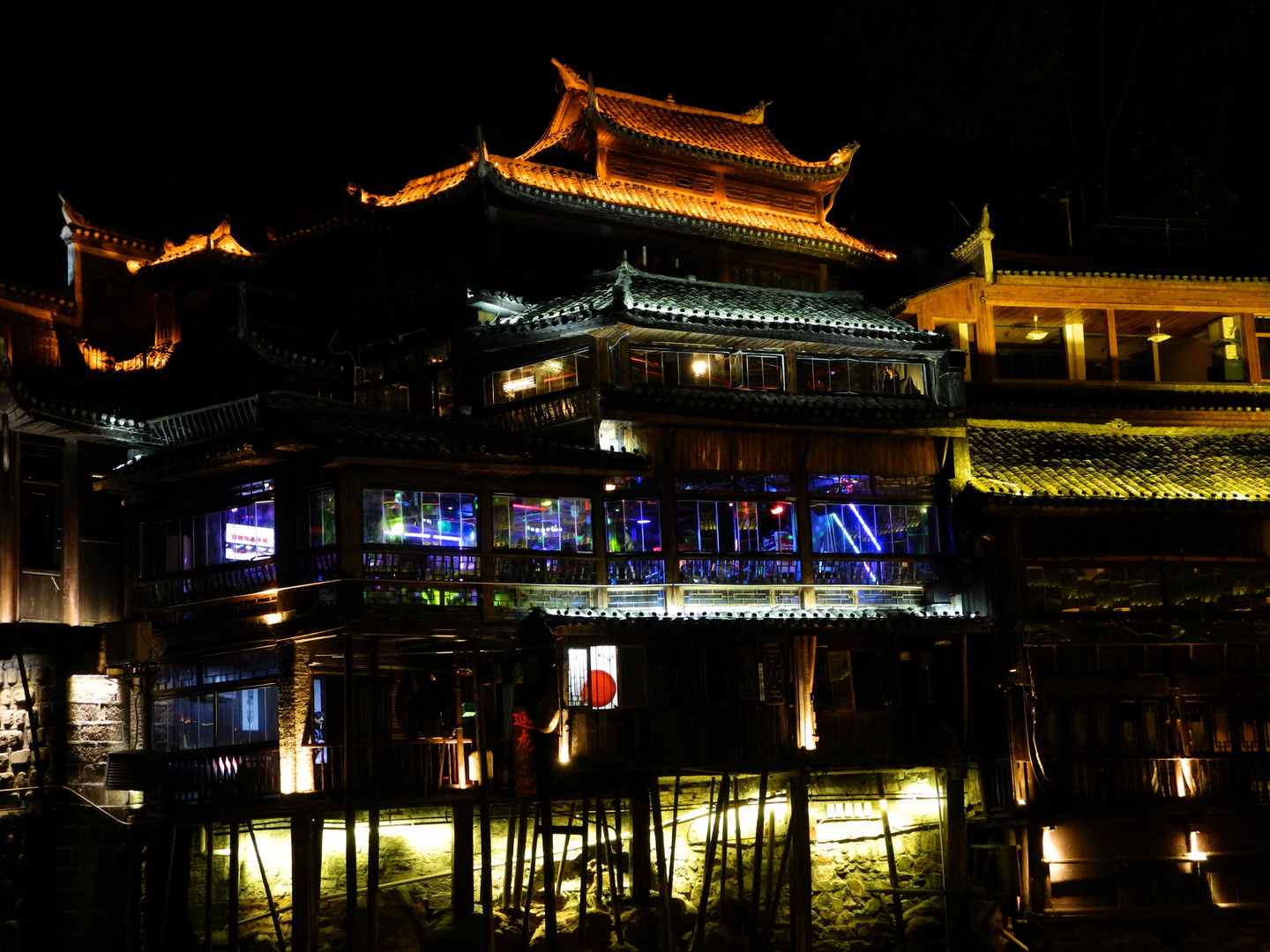 Spätabends in Fenghuang - Hunan / VRC 2013 - 4