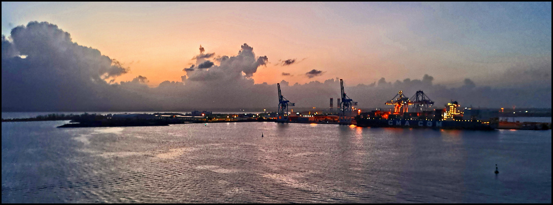 SPÄTER NACHMITTAG....