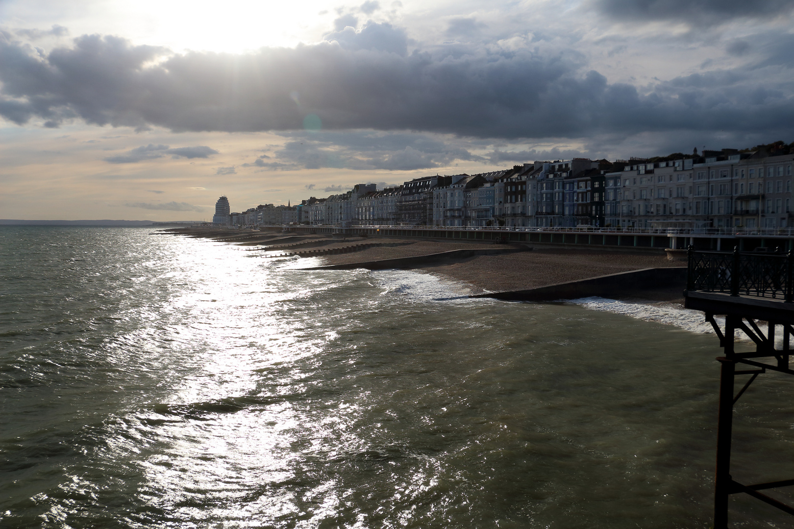 Spätherbst an der Küste Hastings