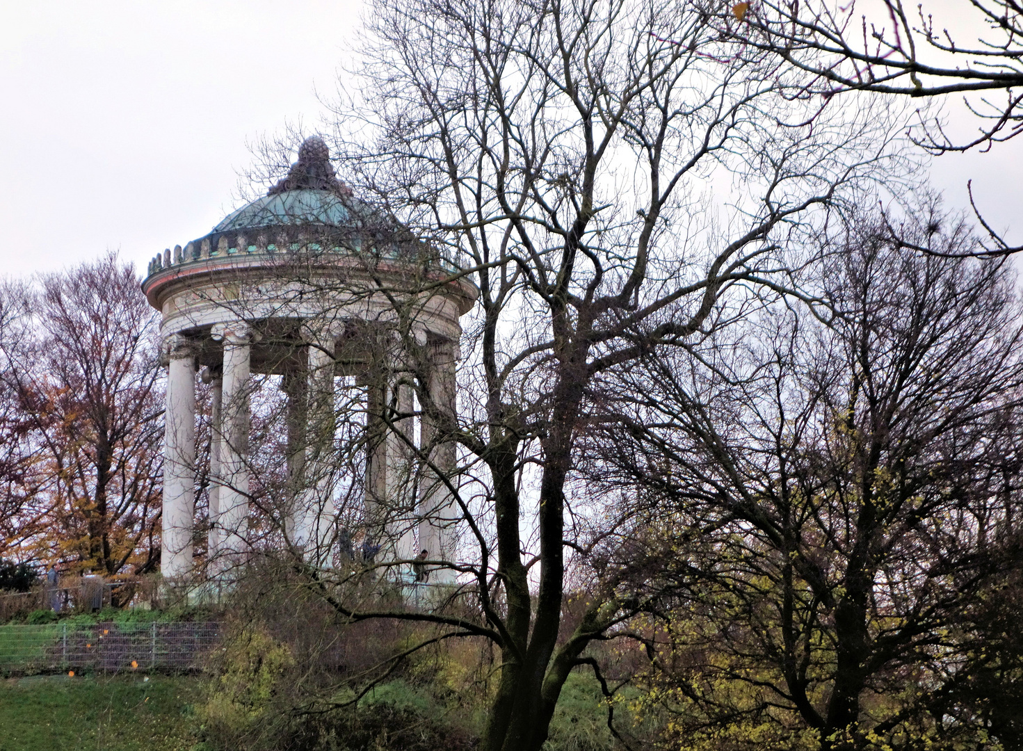 spätherbst im englischen garten münchen 4