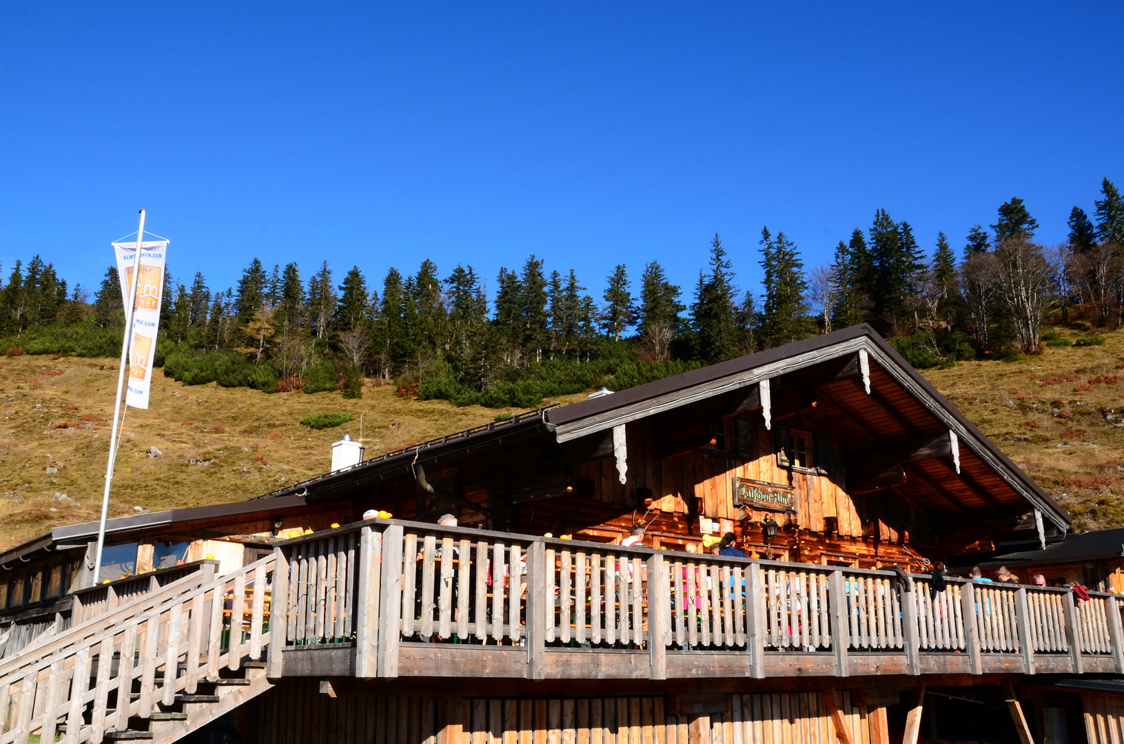 Spätherbstliche Wanderung auf die Latschenalm bei Krispl-Gaissau