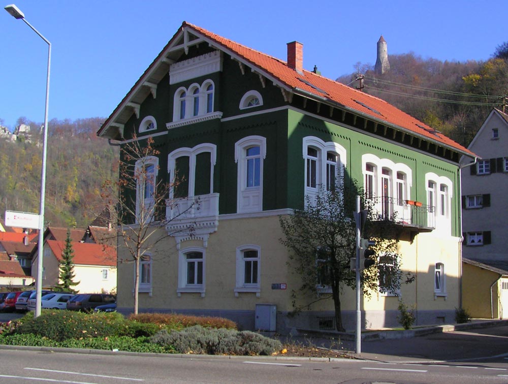 Spätherbstsonne und das Haus