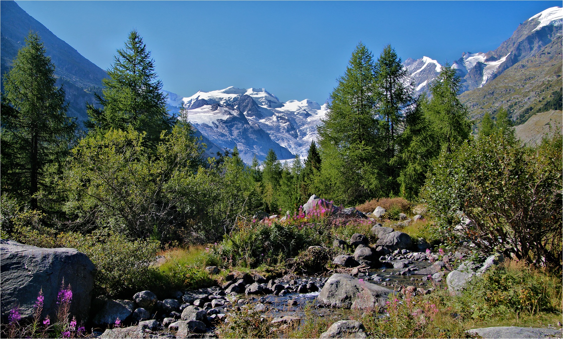 SPÄTSOMMER IM ENGADIN