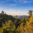 Spätsommer über Burg Trifels