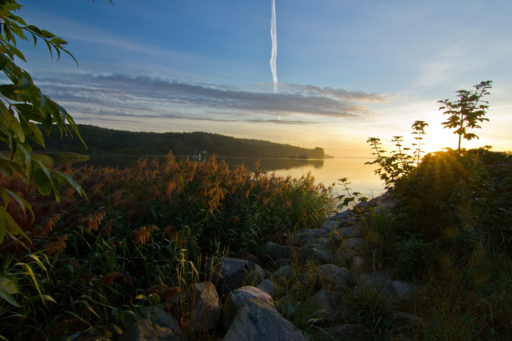 Spätsommermorgen an der Küste