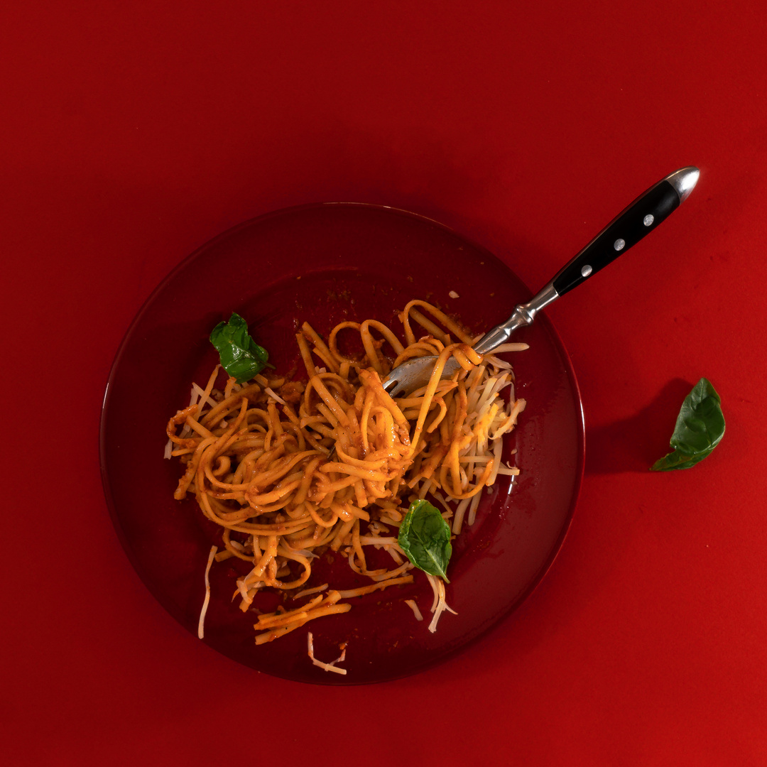 Spaghetti mit Tomatensoße