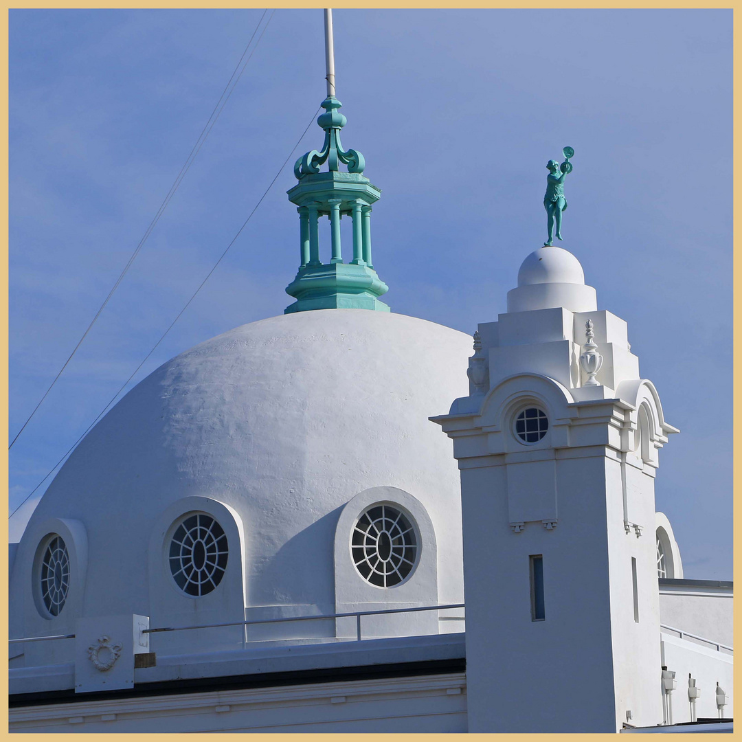 spanish city in whitley bay