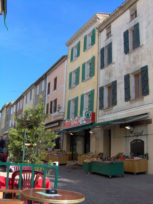 Spar - La Garde Freigenet