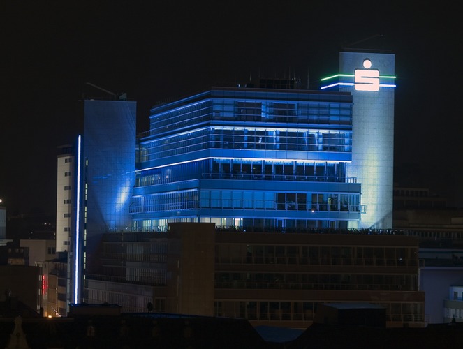 Sparkasse Essen bei Nacht