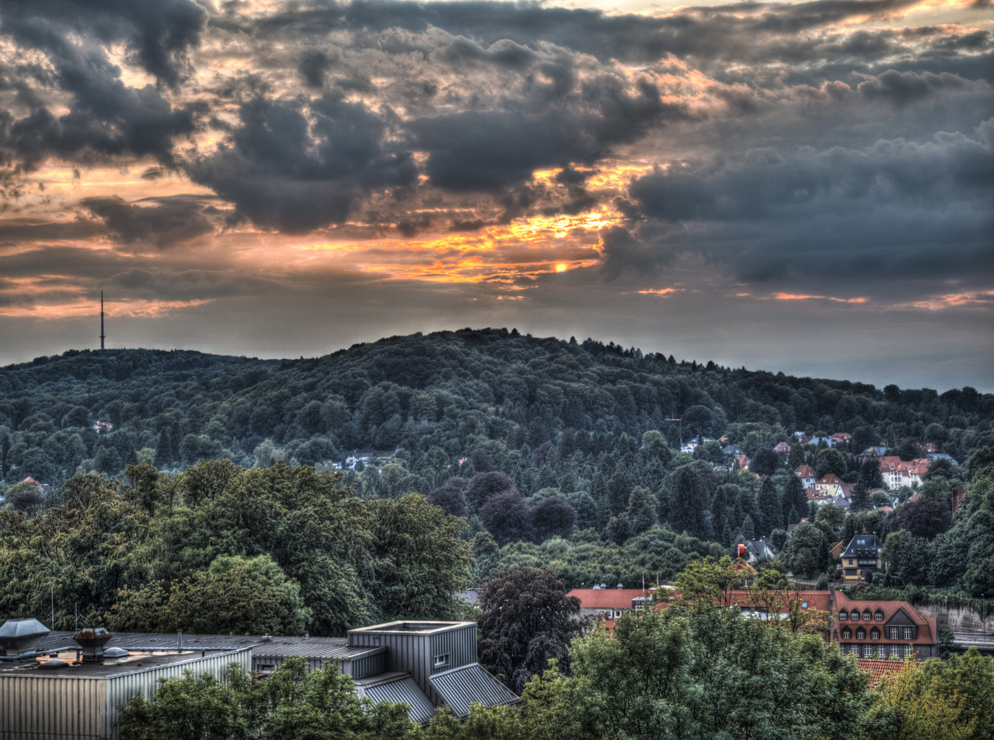 Sparrenburg Bielefeld mit neuer Kamera. Blick von der Burg in Richtung Dr. Oetker