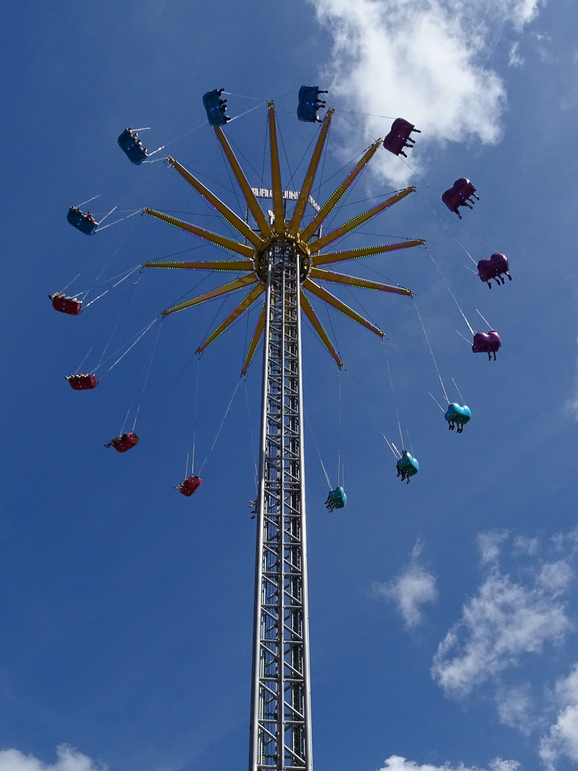 Spaß in einem blaue Himmel