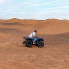 Spaß mit dem Quad im Wüstensand