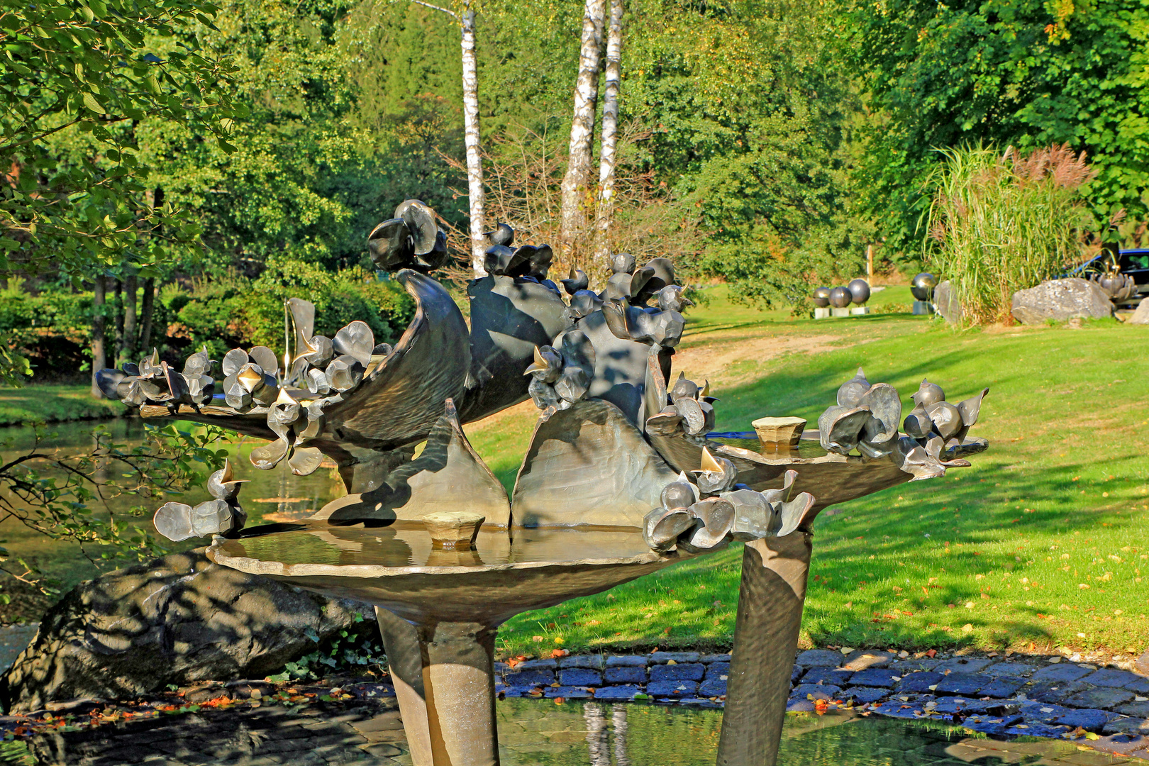 Spatzen im Skulpturenpark Klute-Waldemai in Schmallenberg-Niedersorpe