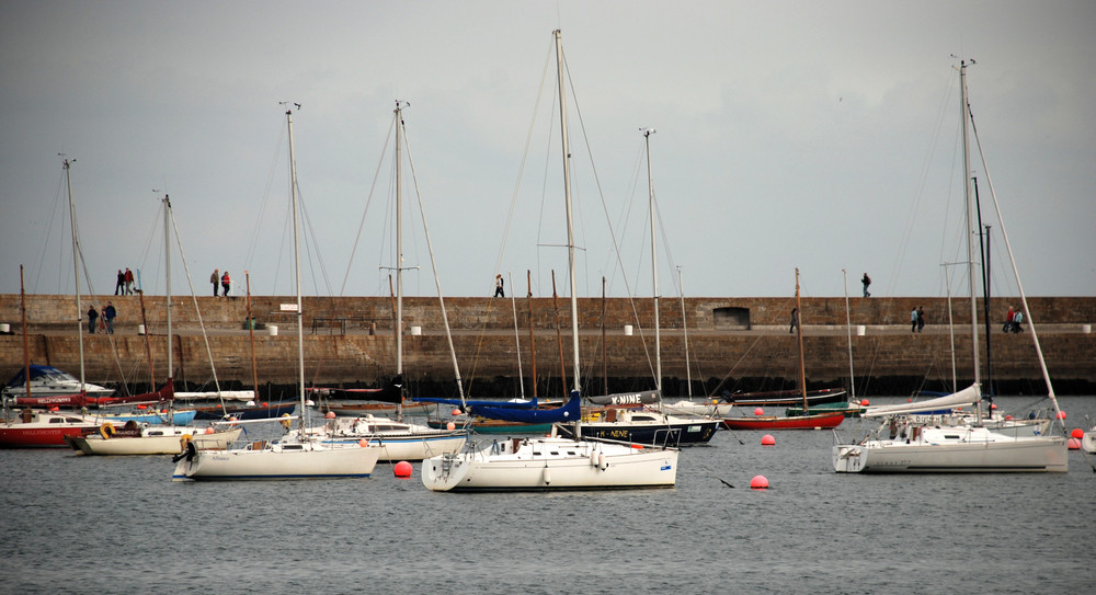 Spazieren am Hafen