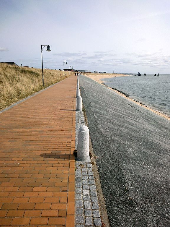 Spaziergang am Lister Hafen, Sylt April 2012