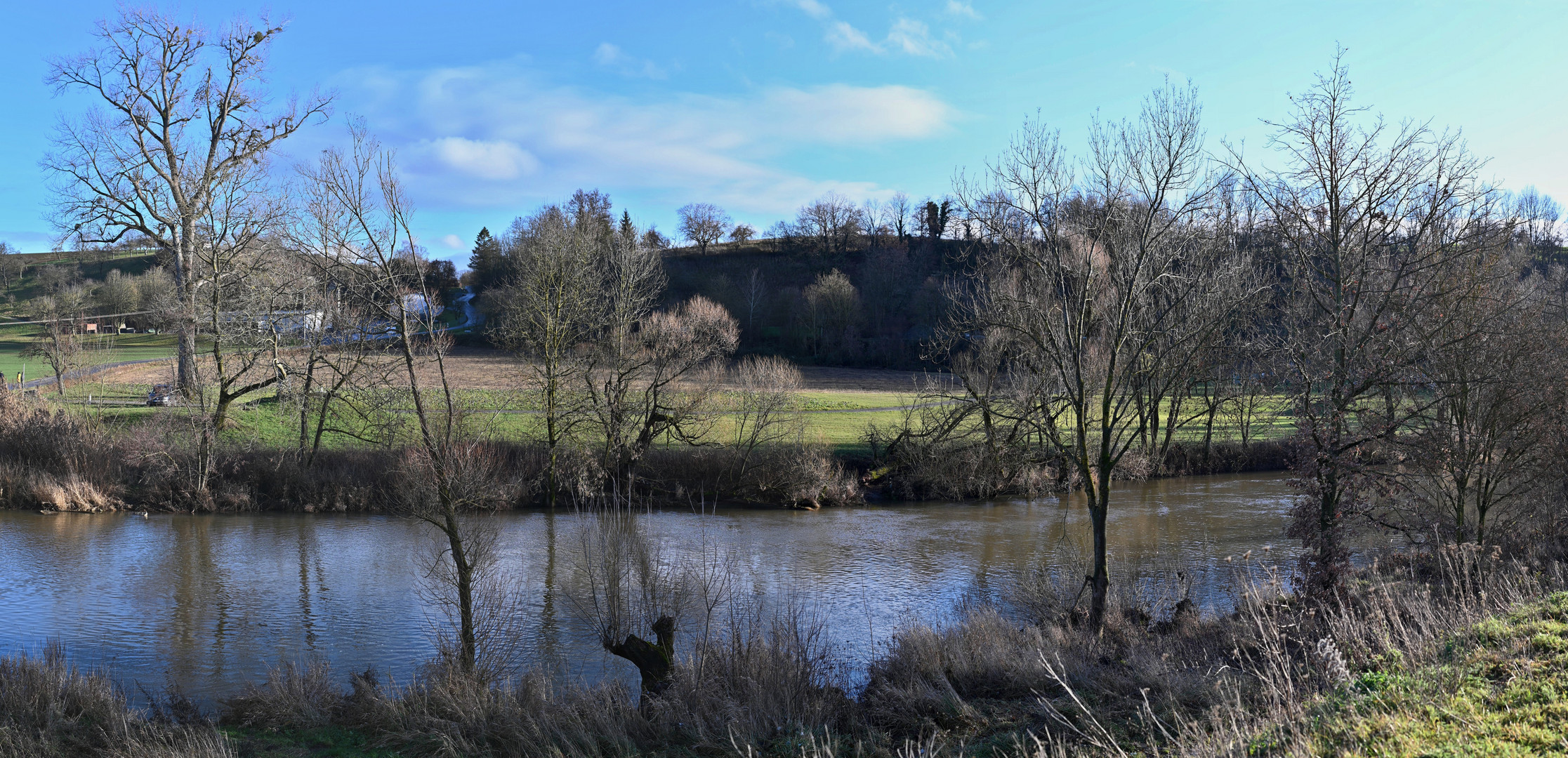 Spaziergang auf dem Kochertalradweg