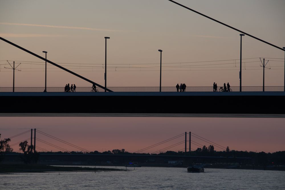 Spaziergang auf der Brücke