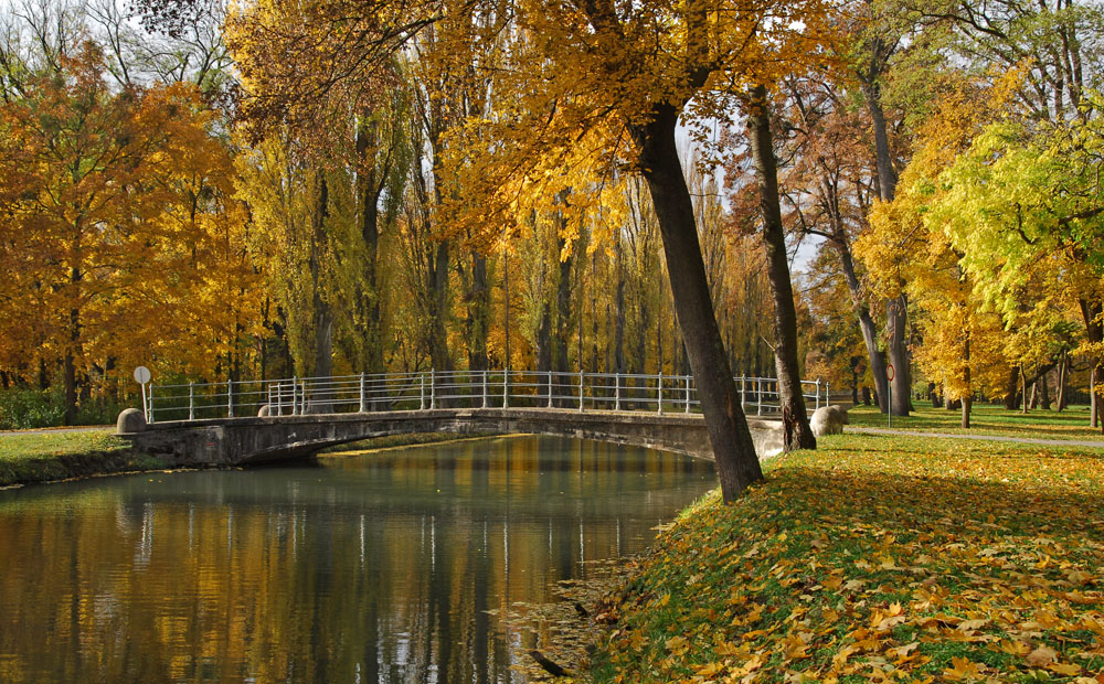 Spaziergang durch den Schlosspark Laxenburg 4